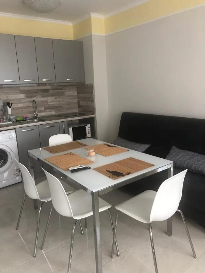 Apartaments Pri Stoyko Pomorie 0*,